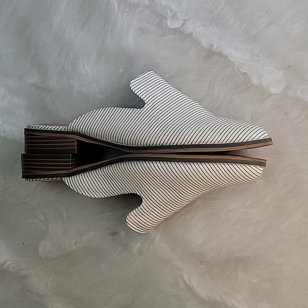 INDIGO RD. White Black Striped Canvas Preppy Nautical Boho Loafer Mule Flats 7.5 - Picture 6 of 9